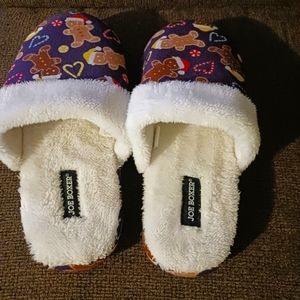 Gingerbread slippers